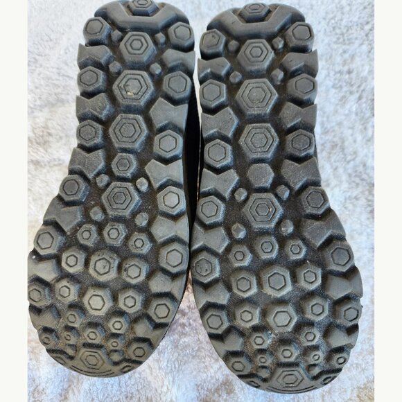 DAILY SHOES NWB BLACK SLIP-ON FLAT COMFORT SHOES, WOVEN CANVAS UPPER - Picture 7 of 7